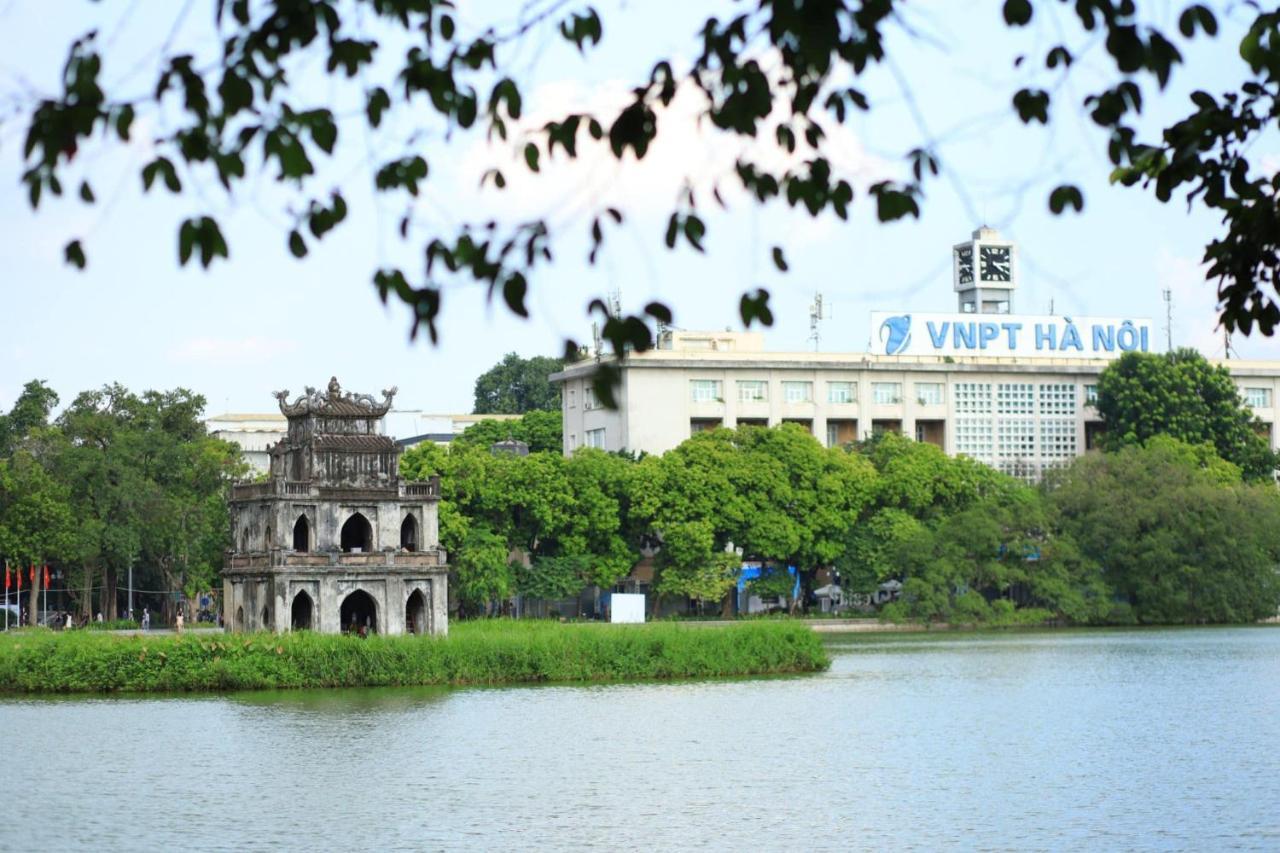 Sword Lake Hostel Hanoi Bagian luar foto