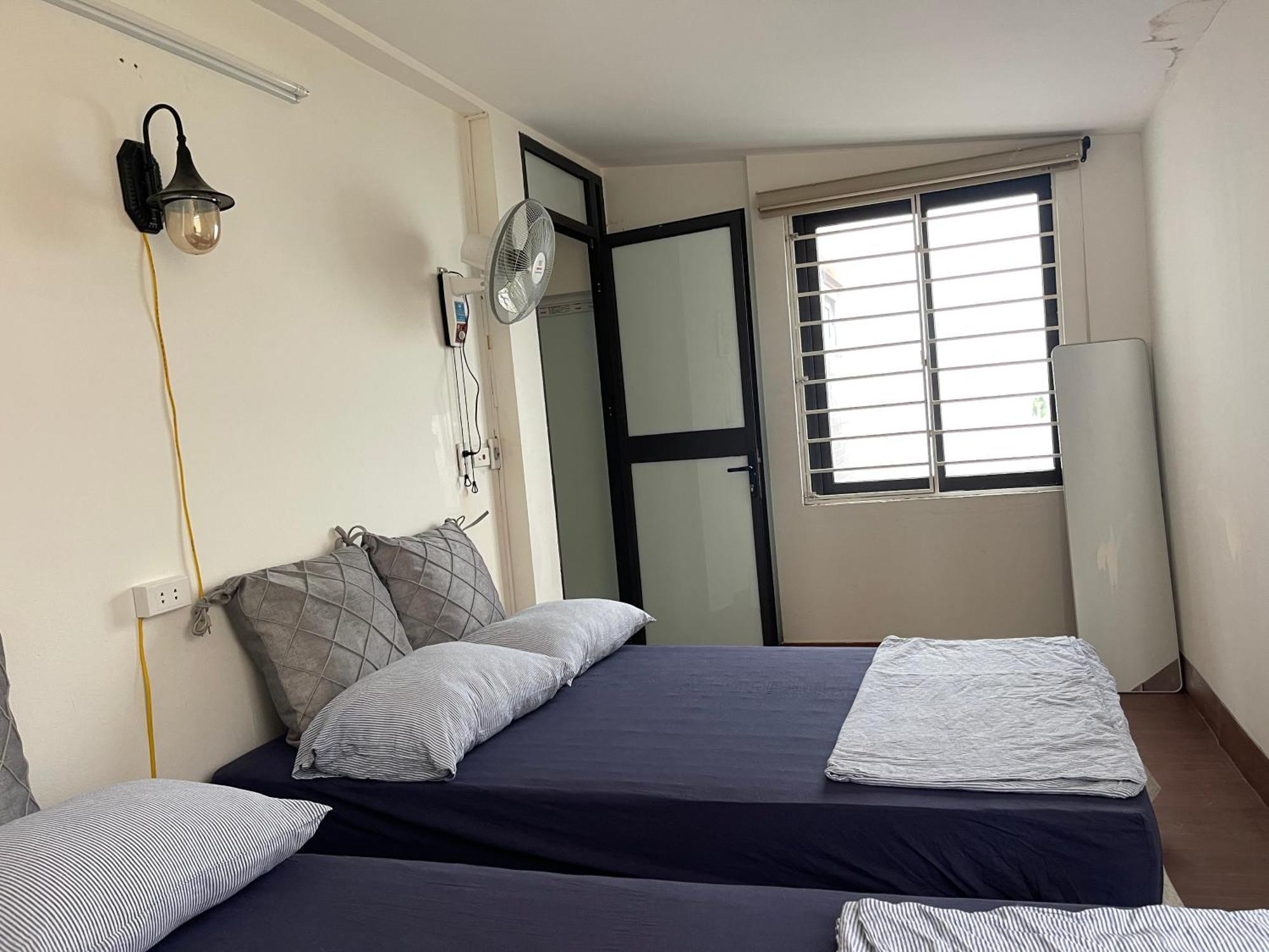 Sword Lake Hostel Hanoi Bagian luar foto